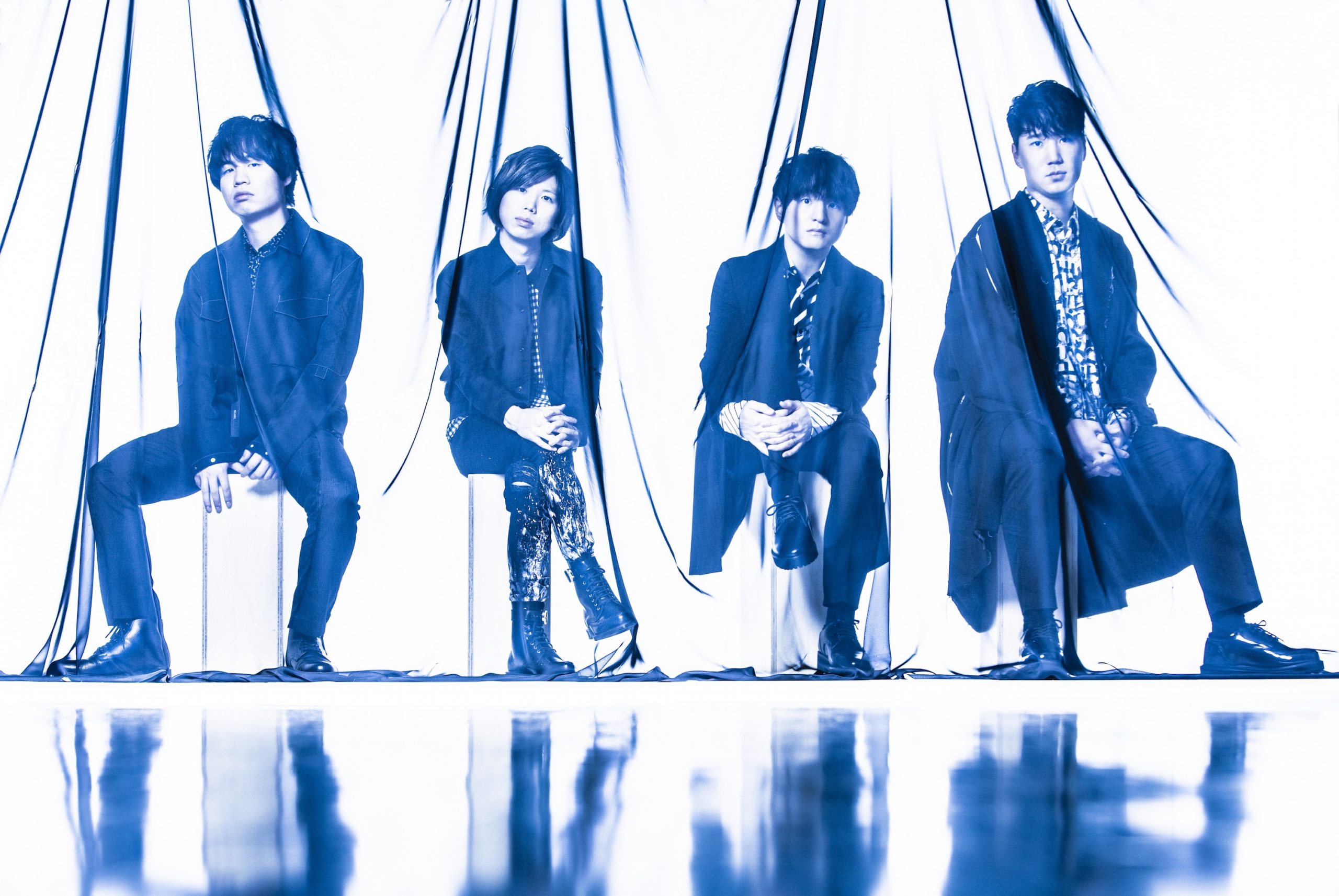 Official髭男dismの新作「HELLO EP」。鮮烈な強さの裏側に見た、人を 