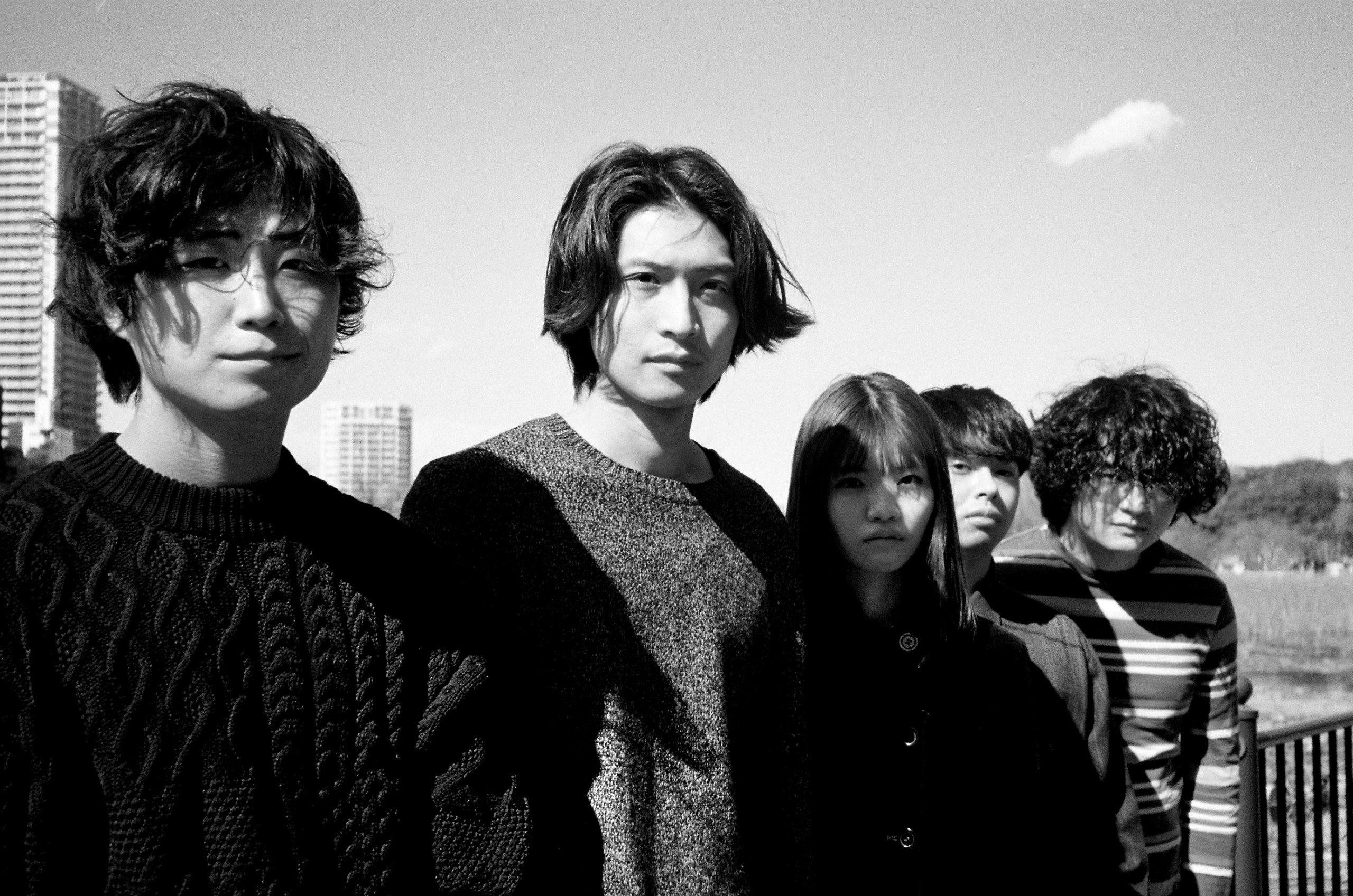 No Busesが最新作を通じて向き合った、バンドらしさと新たな可能性 