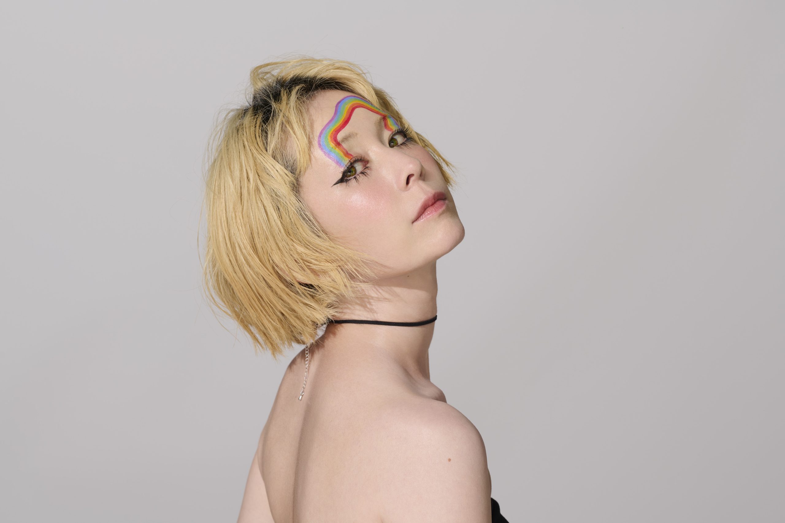木村カエラの20周年記念EP「F(U)NTASY」から見える、笑顔で人生を送る 